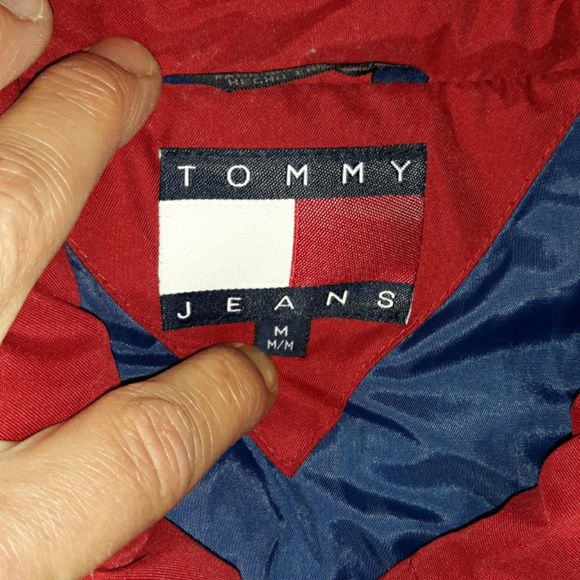 TOMMY HILFIGER Padded Winter Vest! Size Medium! - Picture 2 of 8